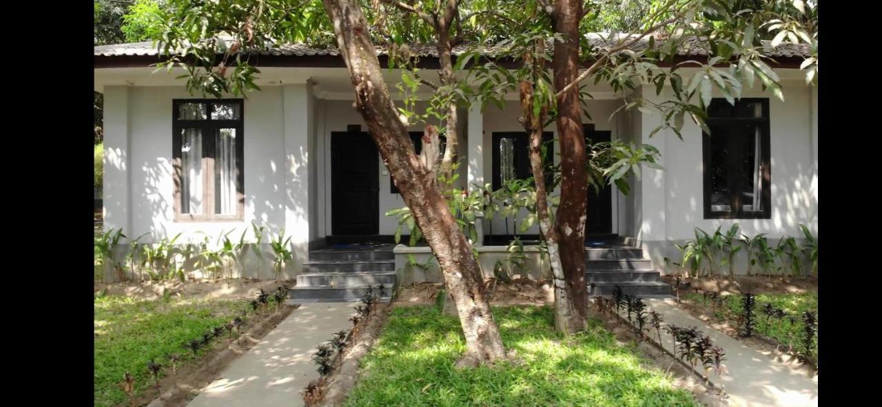 Wh Hotel & Service Apartment Thanlyin Екстер'єр фото